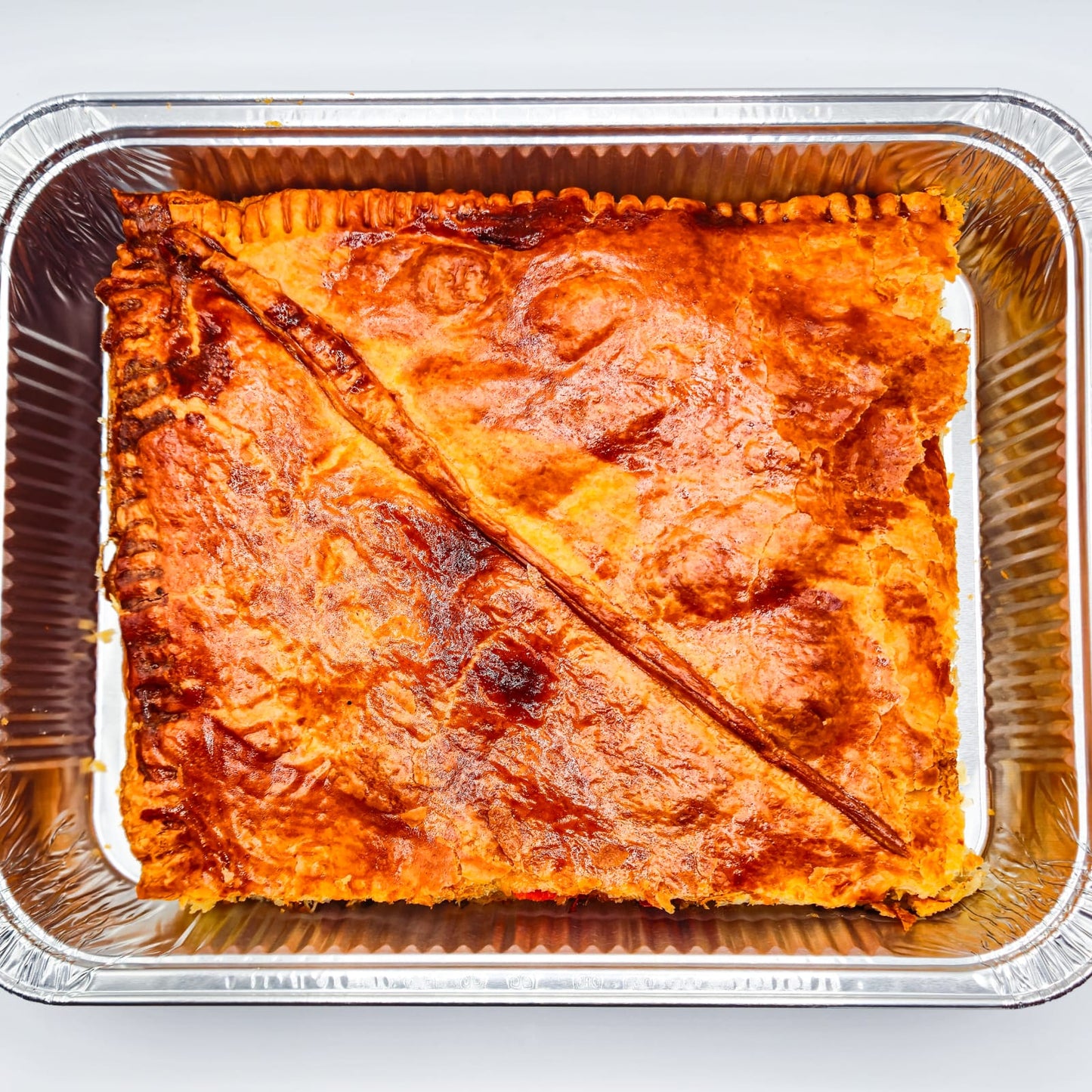 EMPANADA DE TONYINA I ESCALIVADA