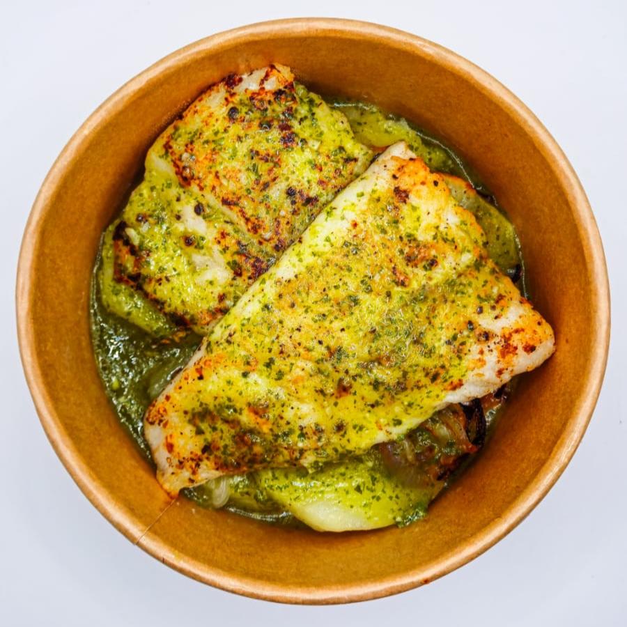 LLUÇ AMB SALSA VERDA