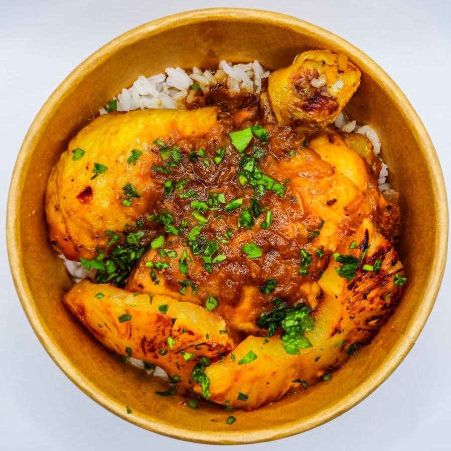 POLLASTRE AL CURRY AMB PINYA